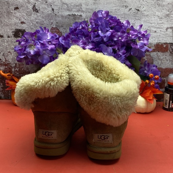 Ugg boots SZ 7 - Picture 3 of 7